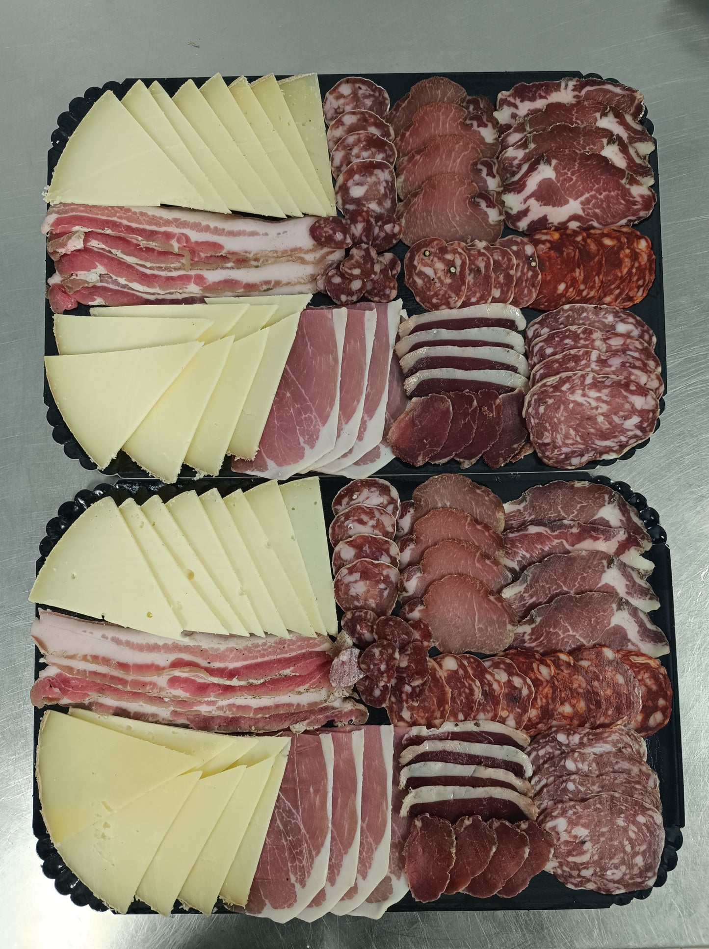 Plateau raclette pour 2pers ou 4pers en ligne (sous vide)